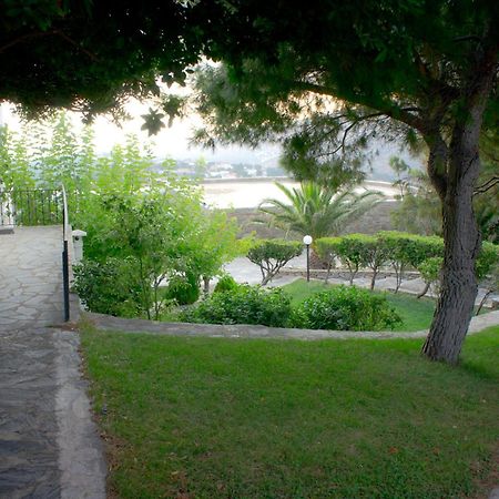 Aiolos Hotel Andros Ménites Exterior foto