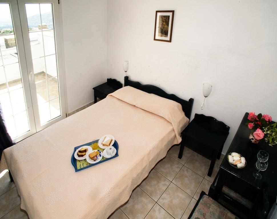 Aiolos Hotel Andros Ménites Exterior foto