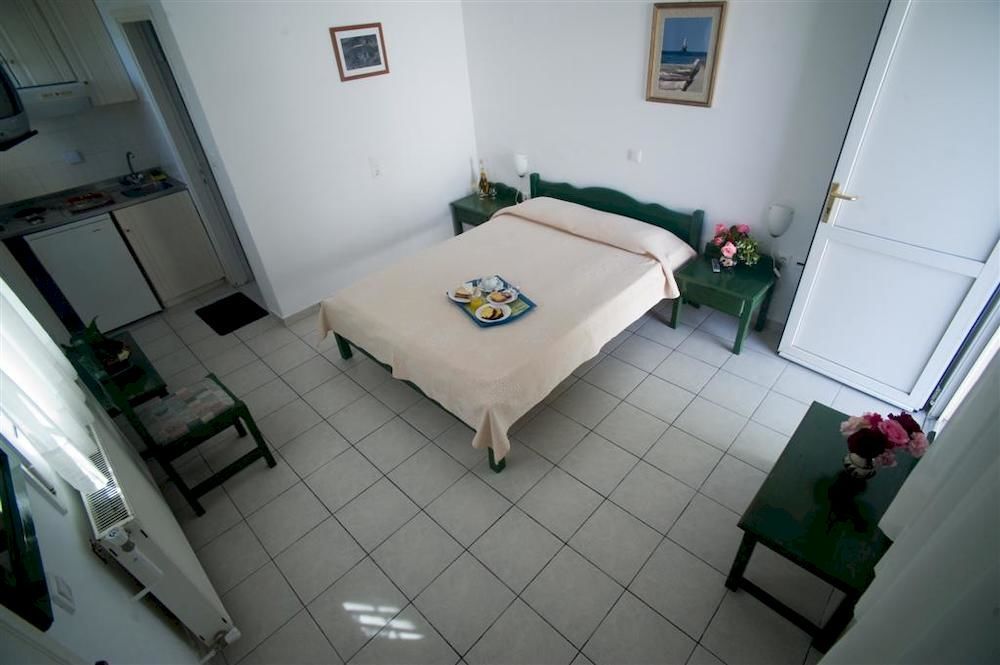 Aiolos Hotel Andros Ménites Exterior foto