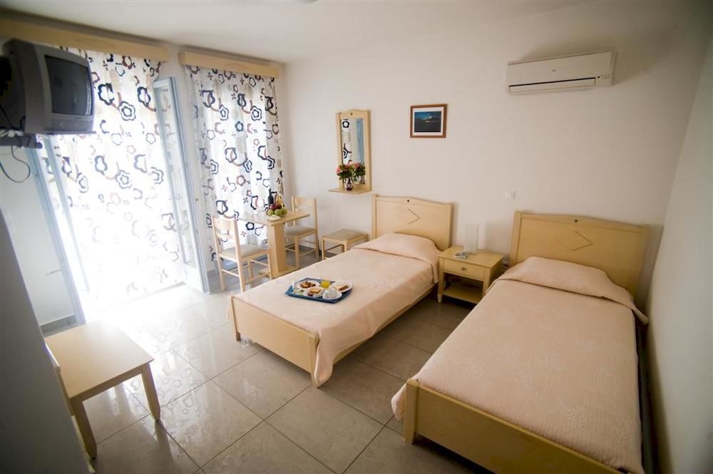 Aiolos Hotel Andros Ménites Exterior foto